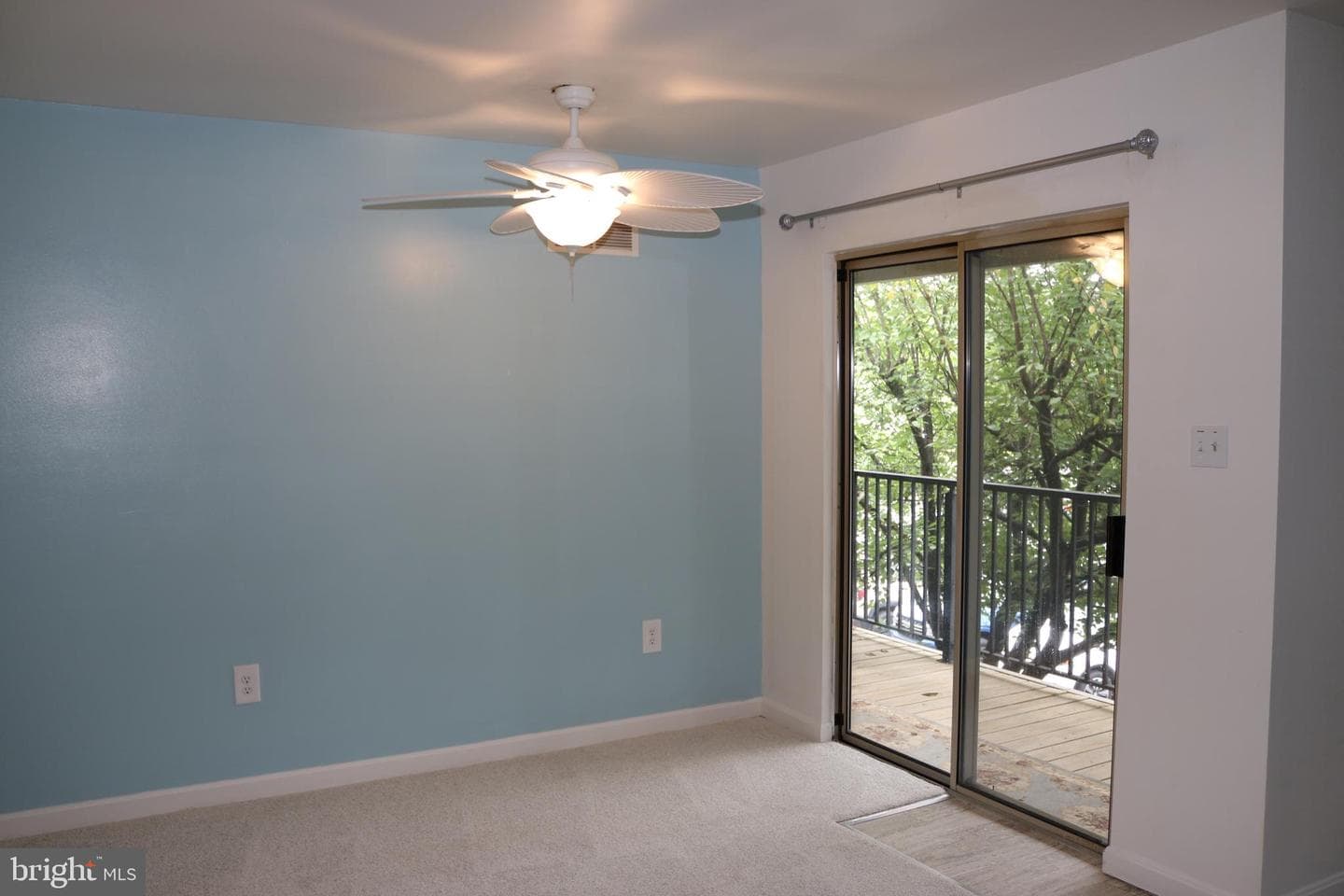 5401 Oxford Drive #08 photo 12