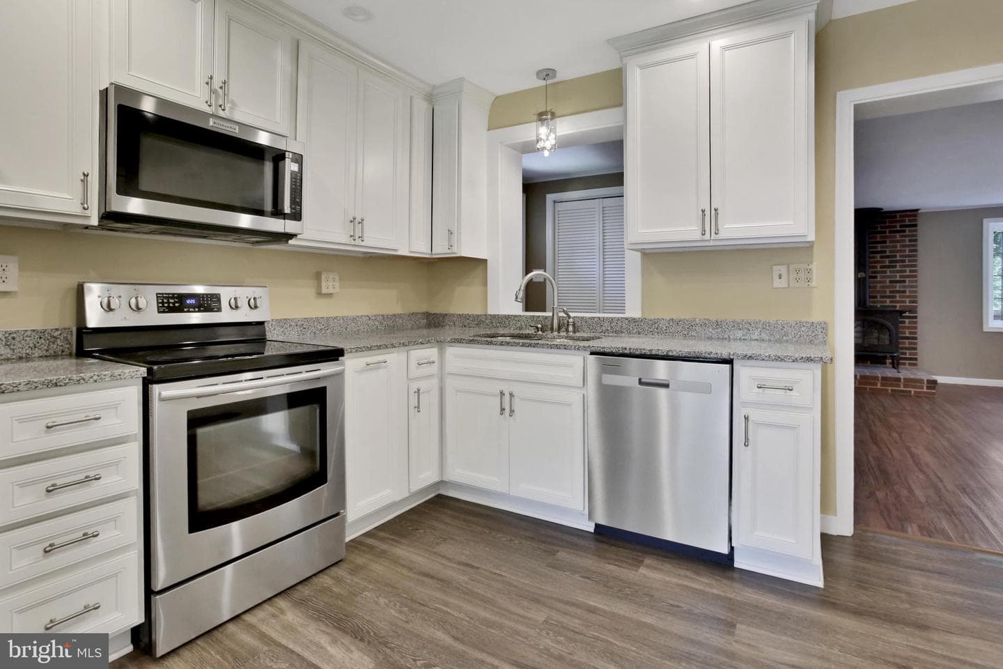 1302 Chatham Road photo 11