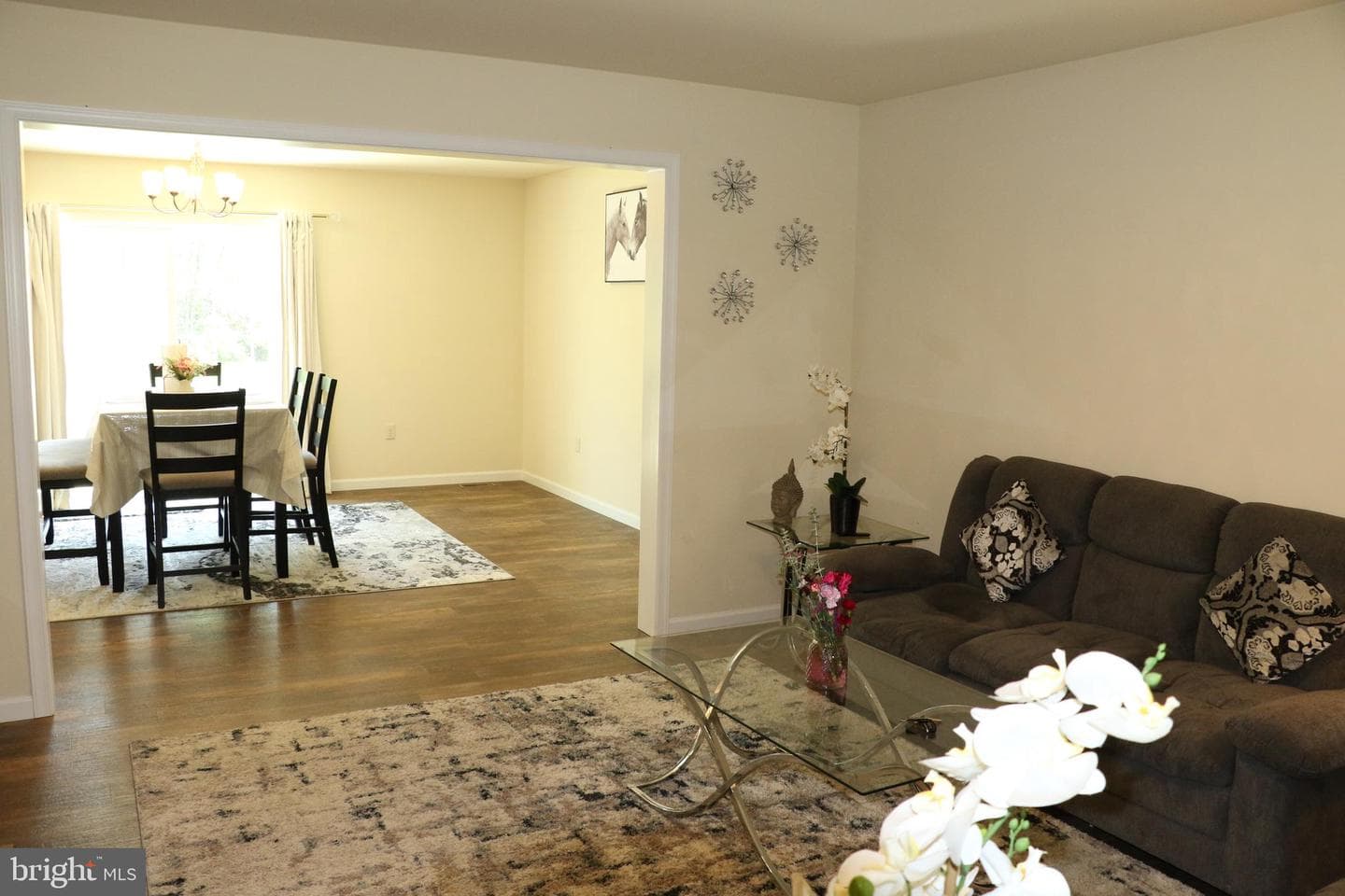 83 Bennington Way photo 8
