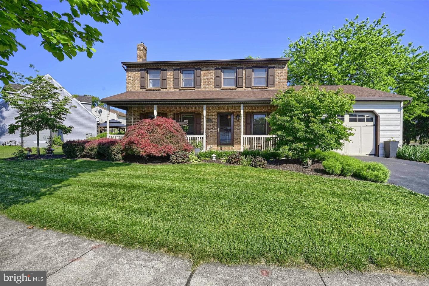 10 Matthew Court