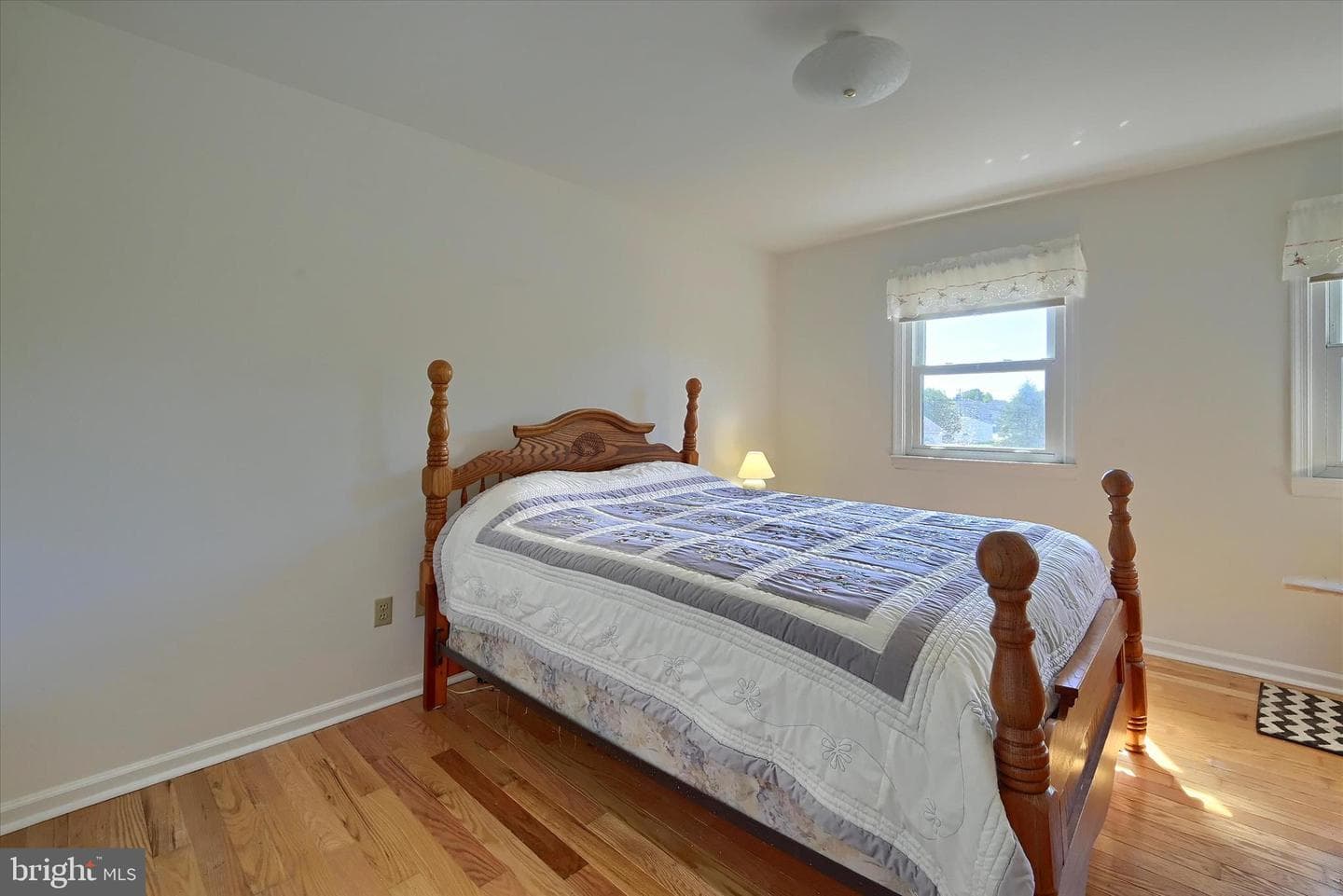 10 Matthew Court photo 31