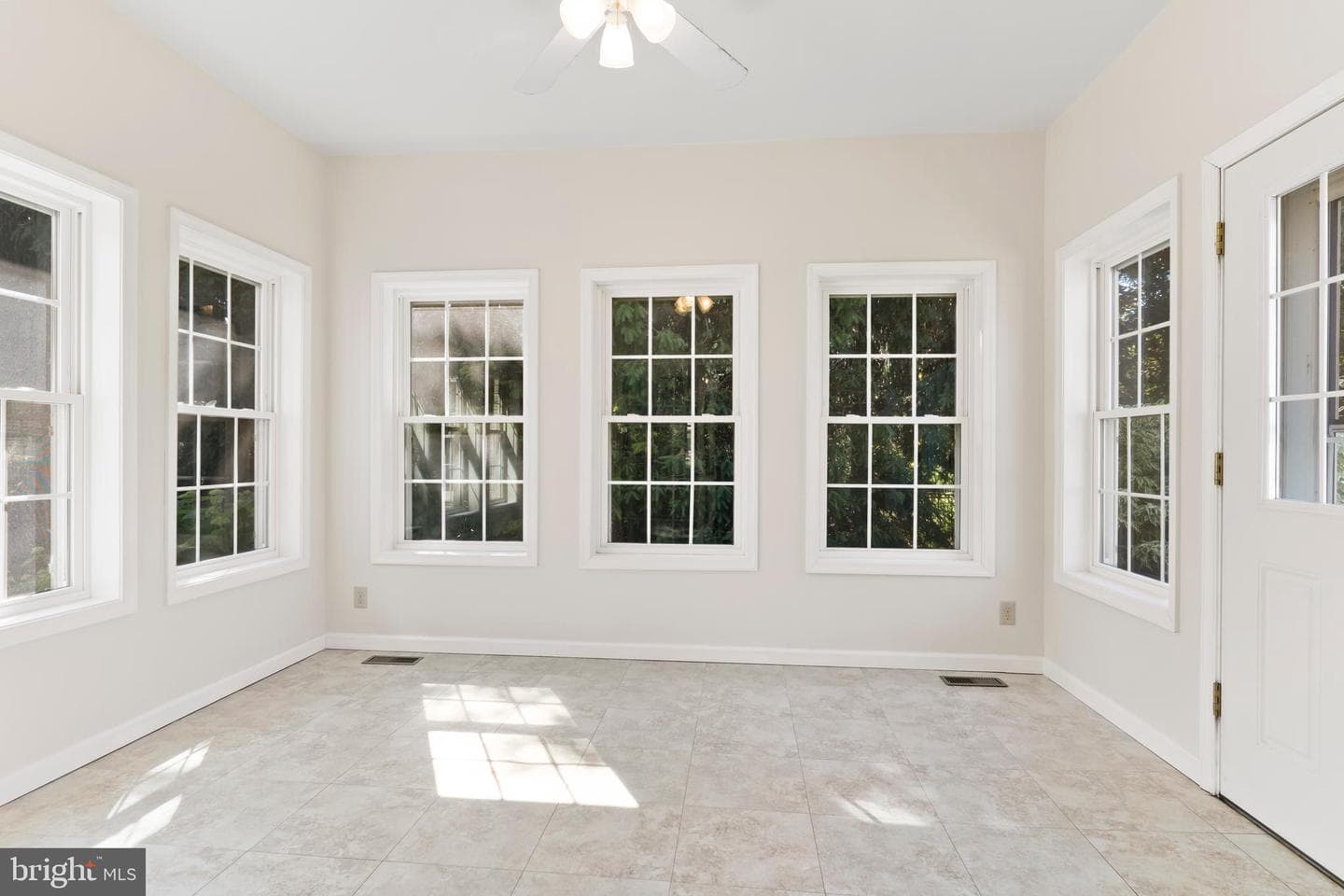 2202 Brunswick Avenue photo 34