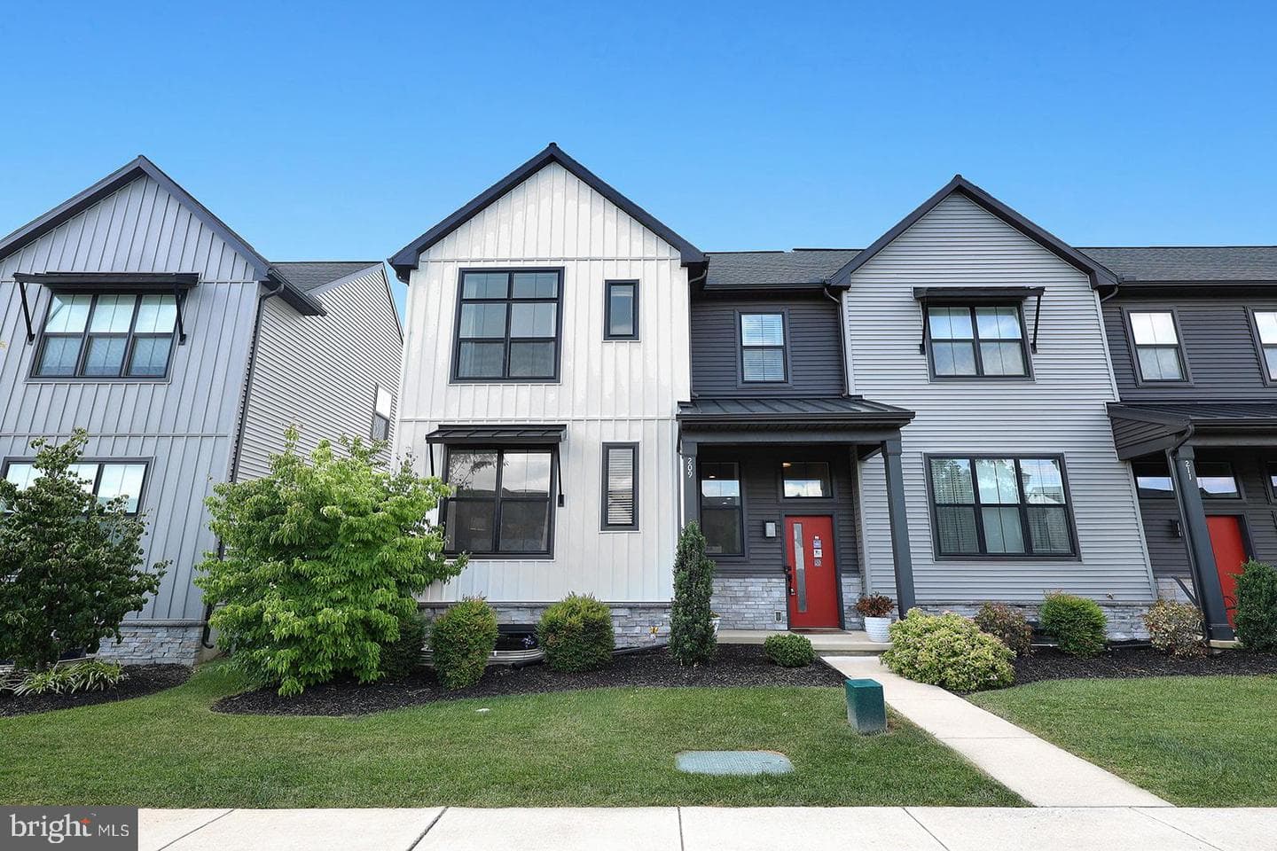 209 Estate Drive, Mechanicsburg