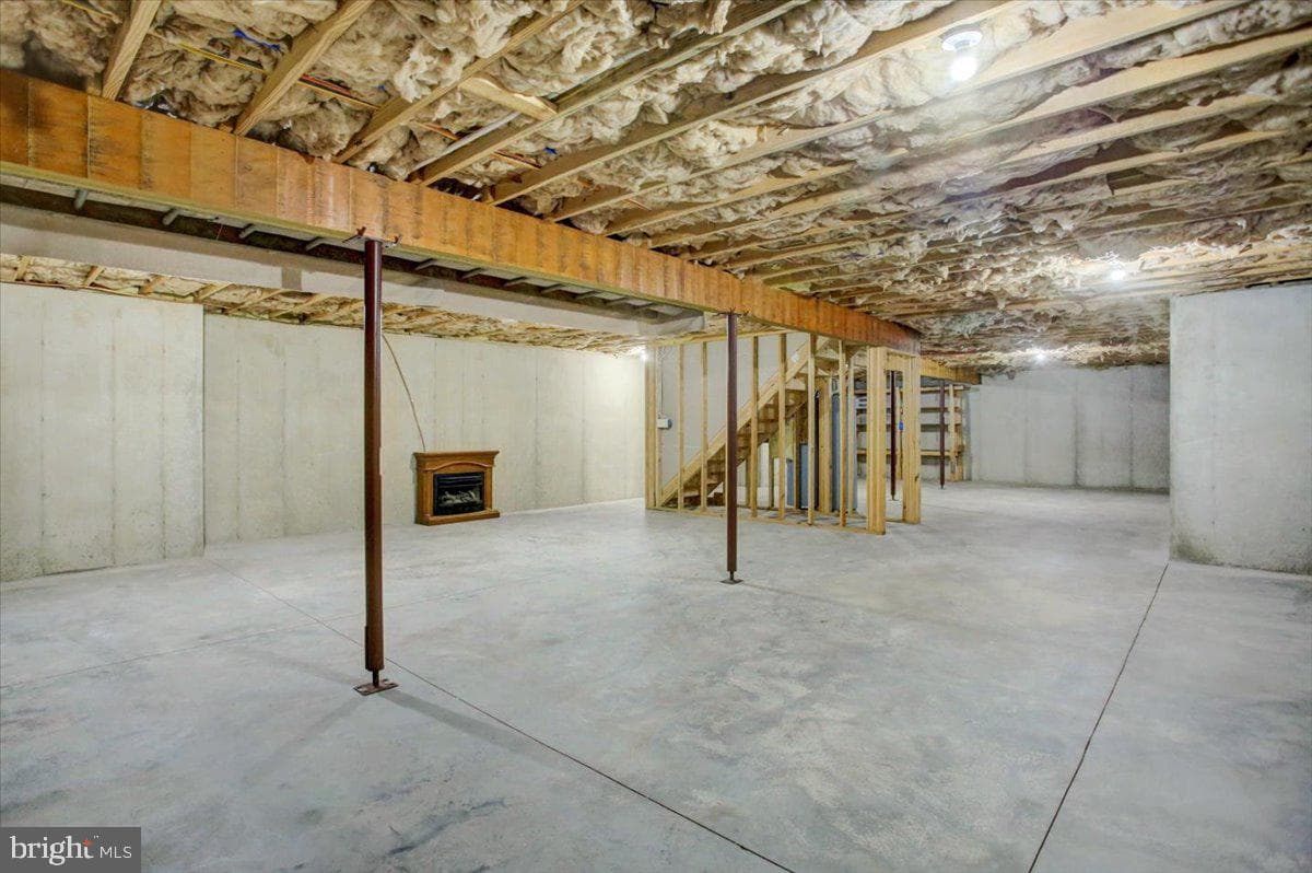 702 Southwood Drive photo 32