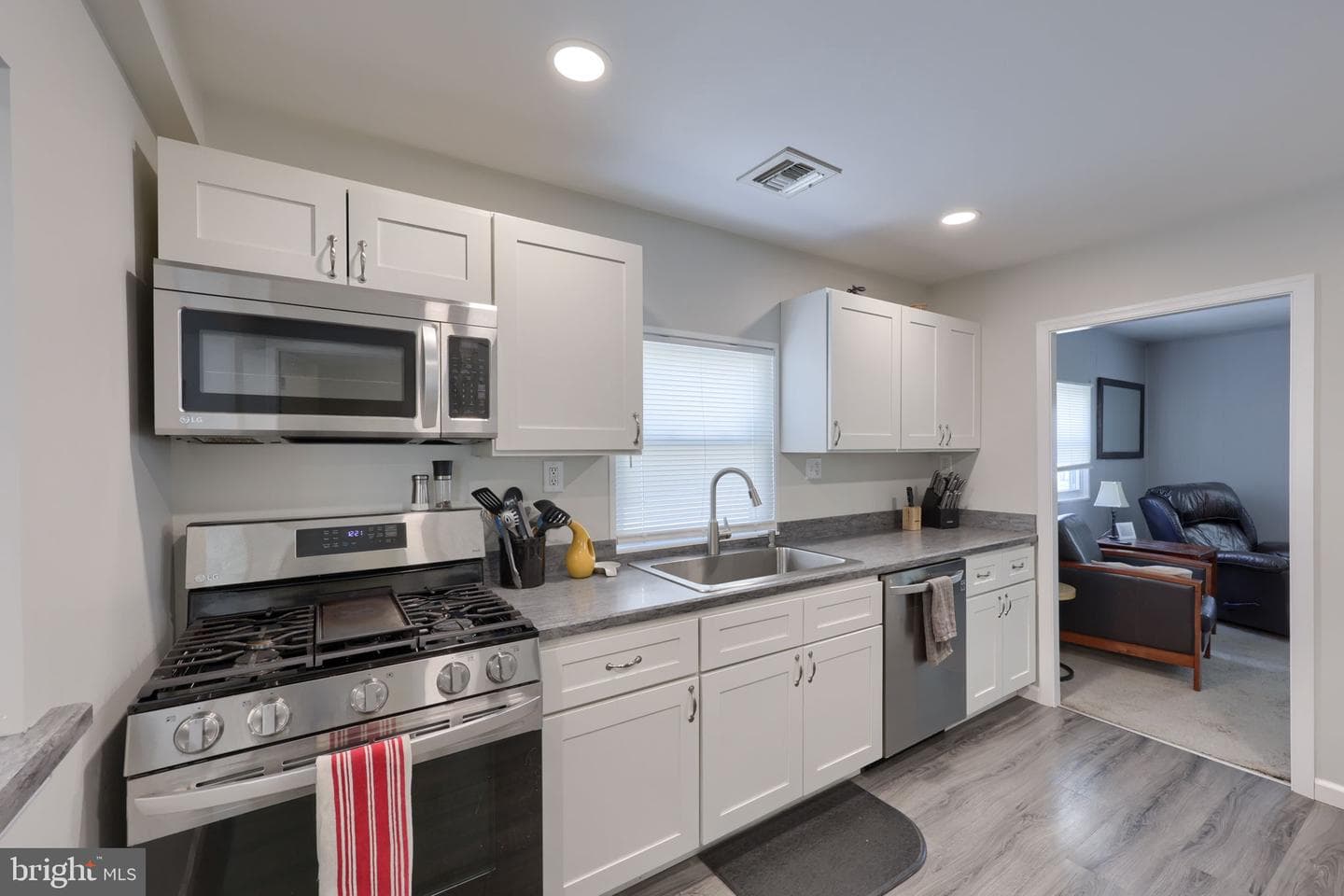 1012 Allen Street photo 15