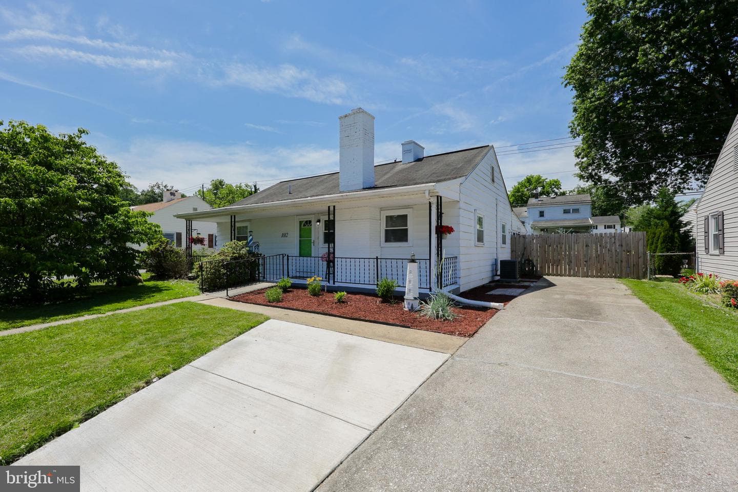 1012 Allen Street photo 2