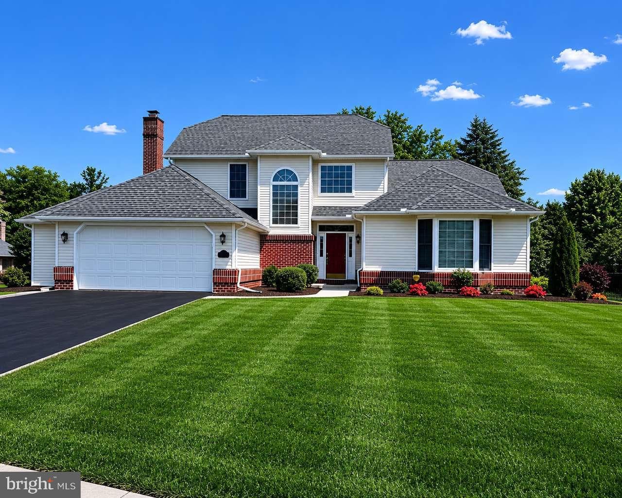 4005 Pamay Dr, Mechanicsburg