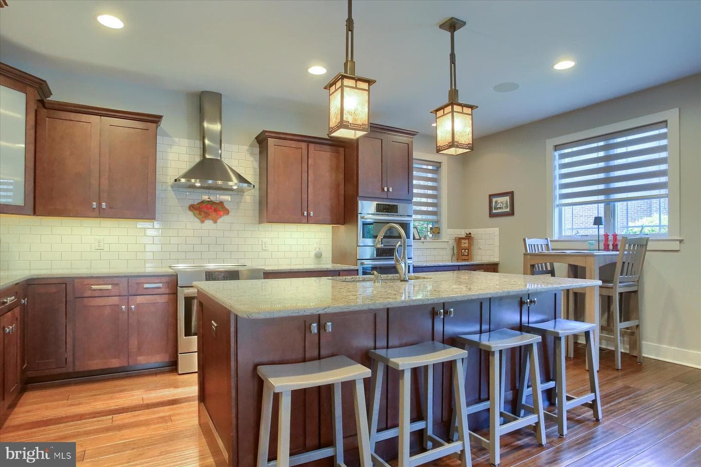 221 Wilson Street photo 22