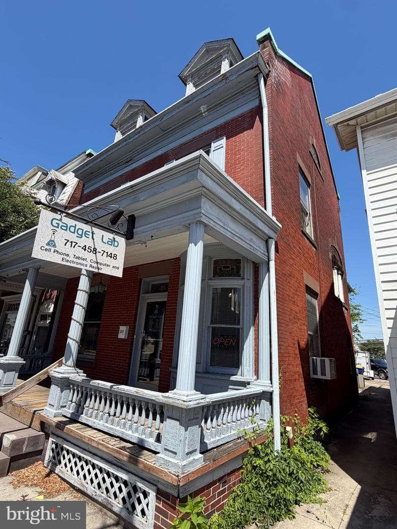 107 E Main Street, Mechanicsburg