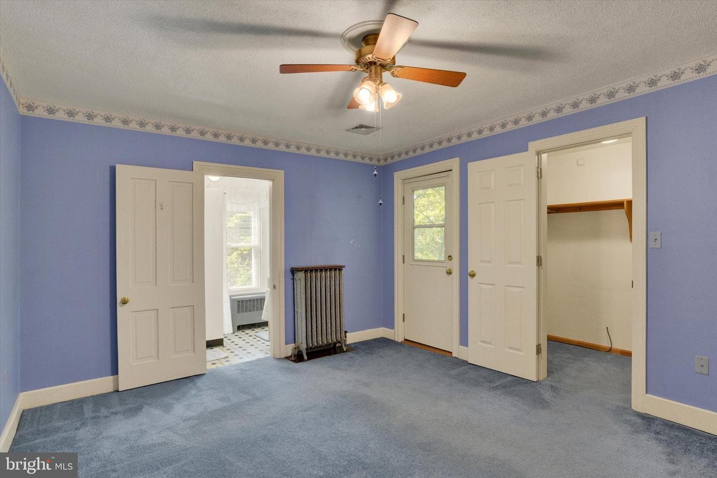 118 E Keller Street photo 19