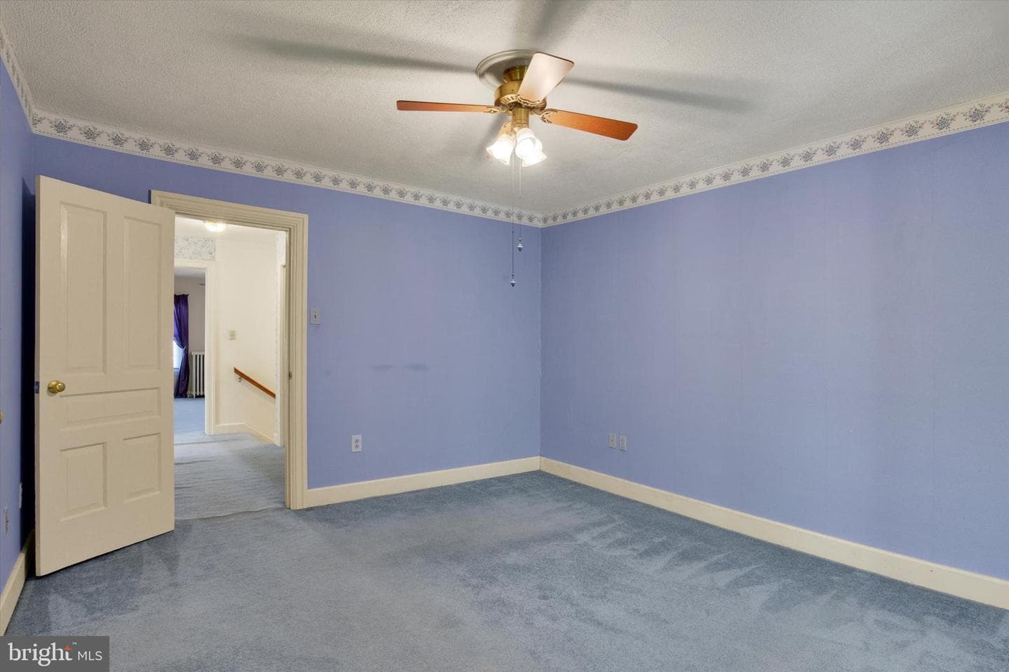 118 E Keller Street photo 20
