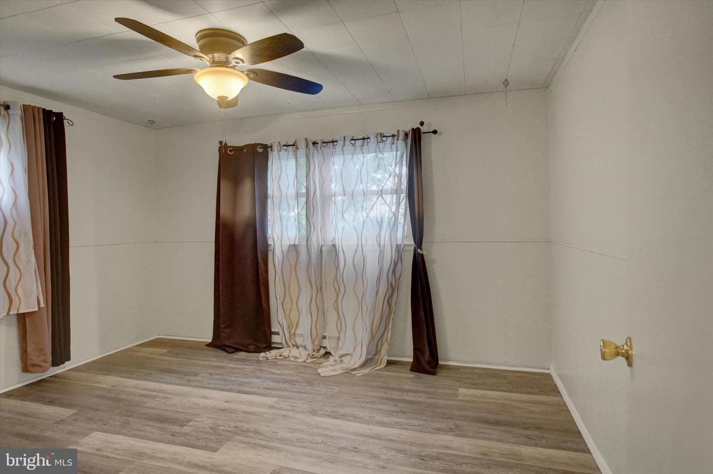 108 Willow Drive photo 32