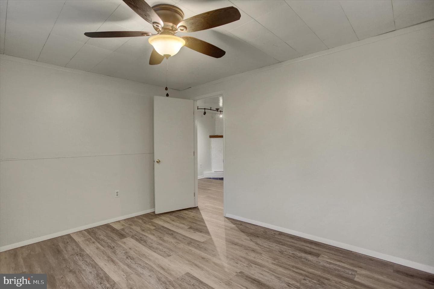 108 Willow Drive photo 33
