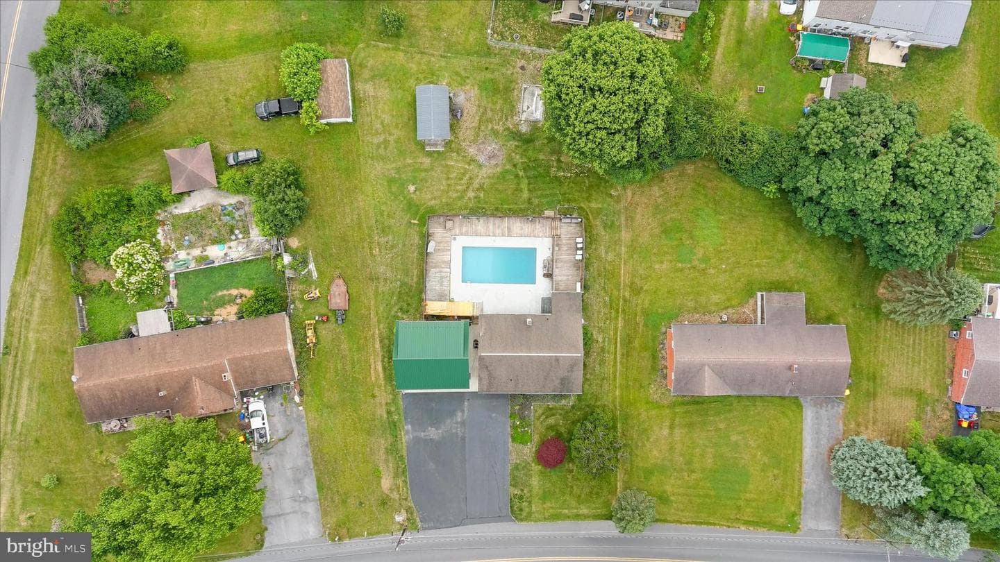 108 Willow Drive photo 58