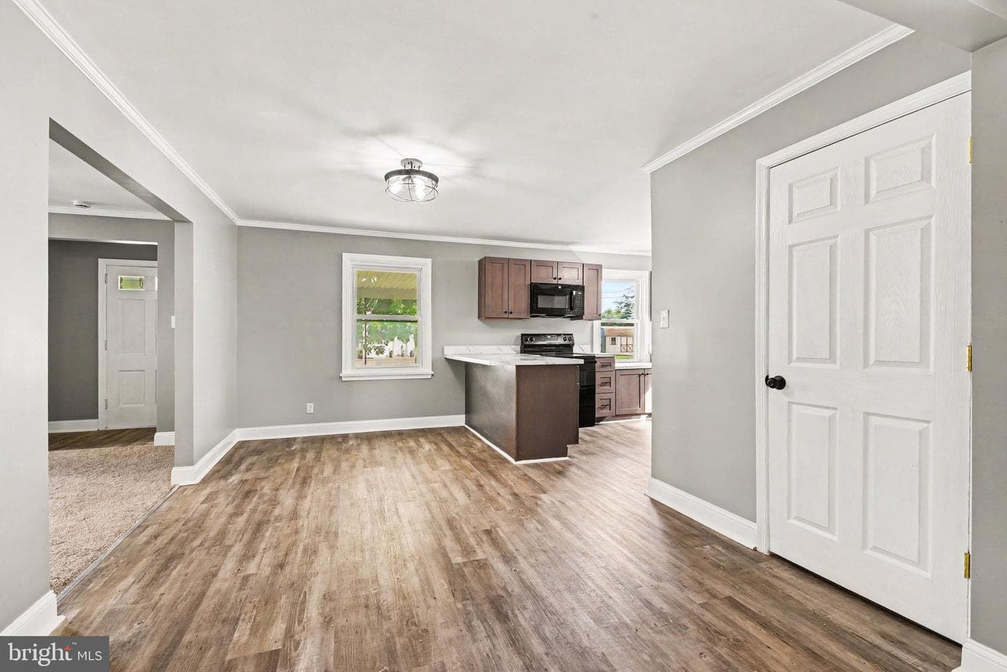 203 Pine Road photo 8