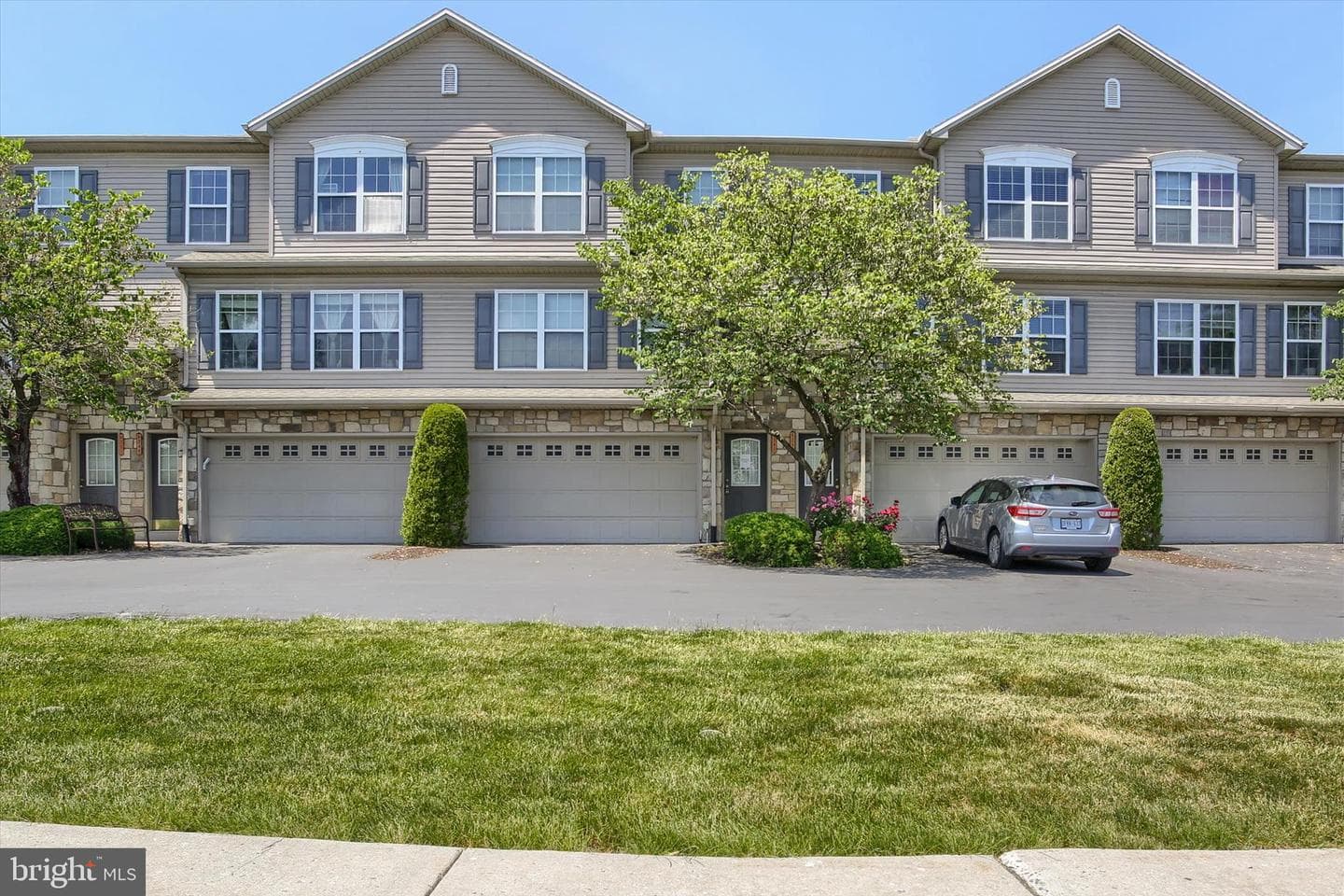 6347 Mercury Drive, Mechanicsburg