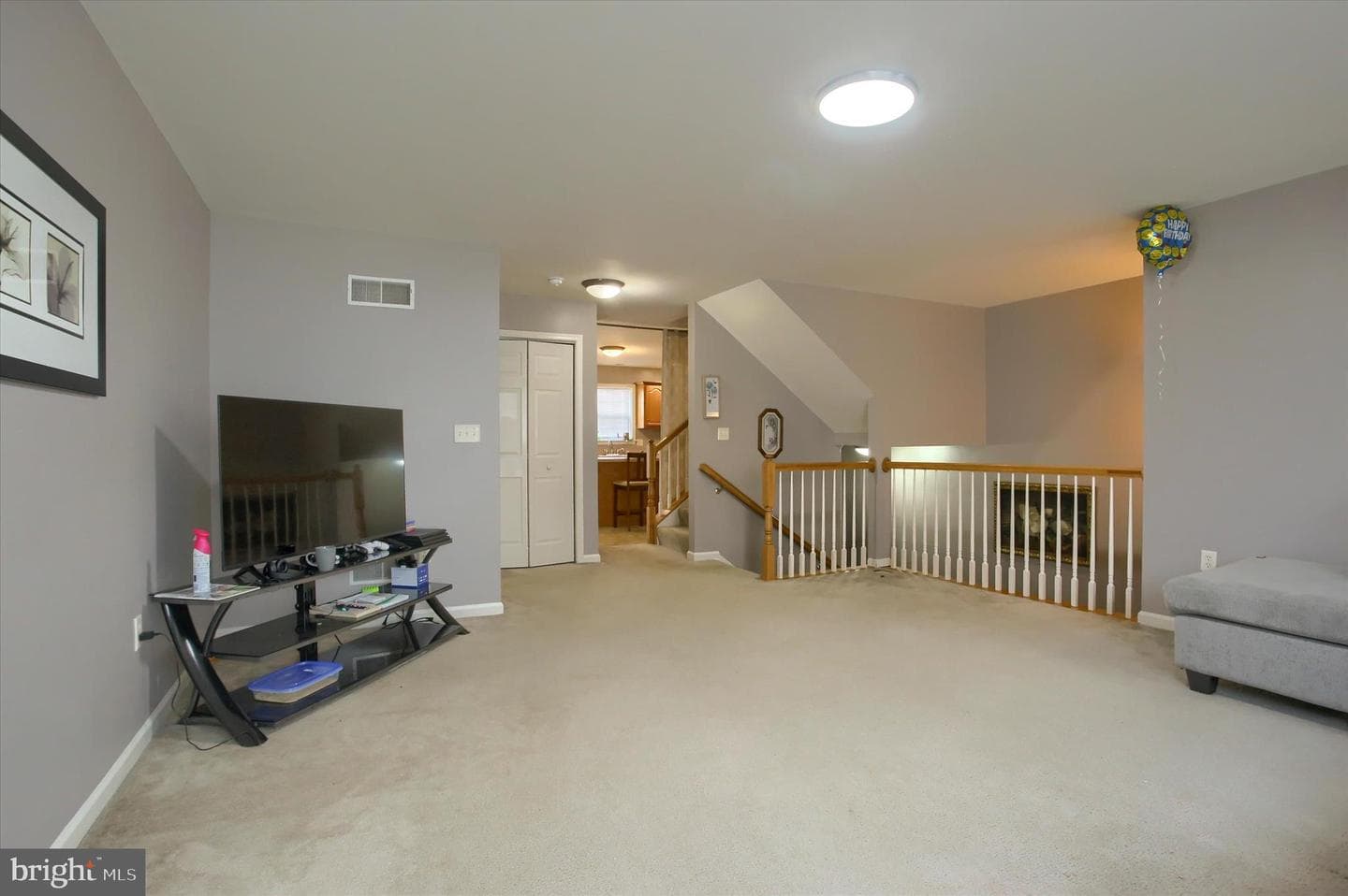 6347 Mercury Drive photo 8