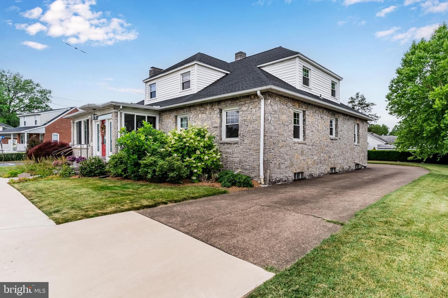 6 S 34th Street, Camp Hill