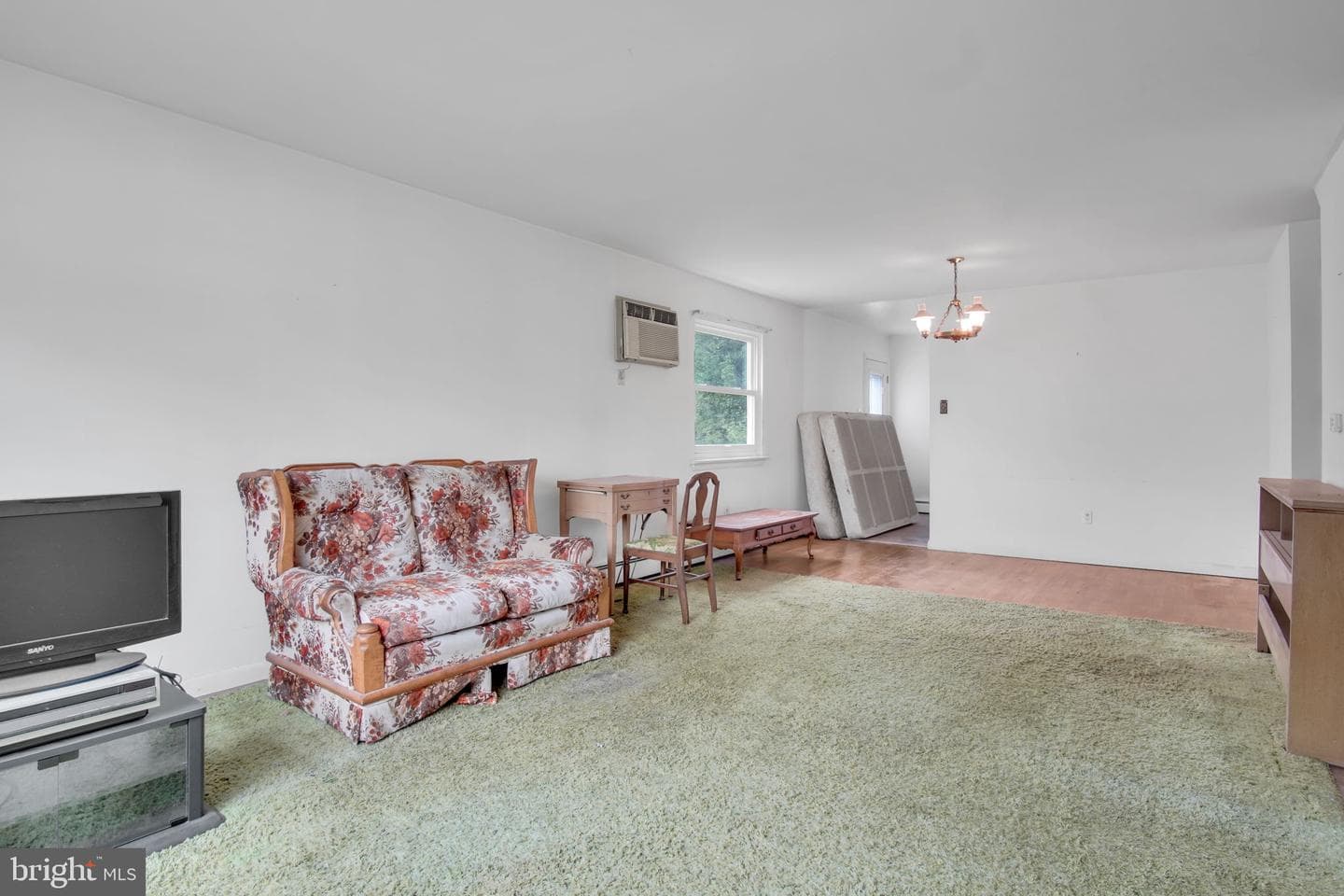 649 Erford Road photo 10