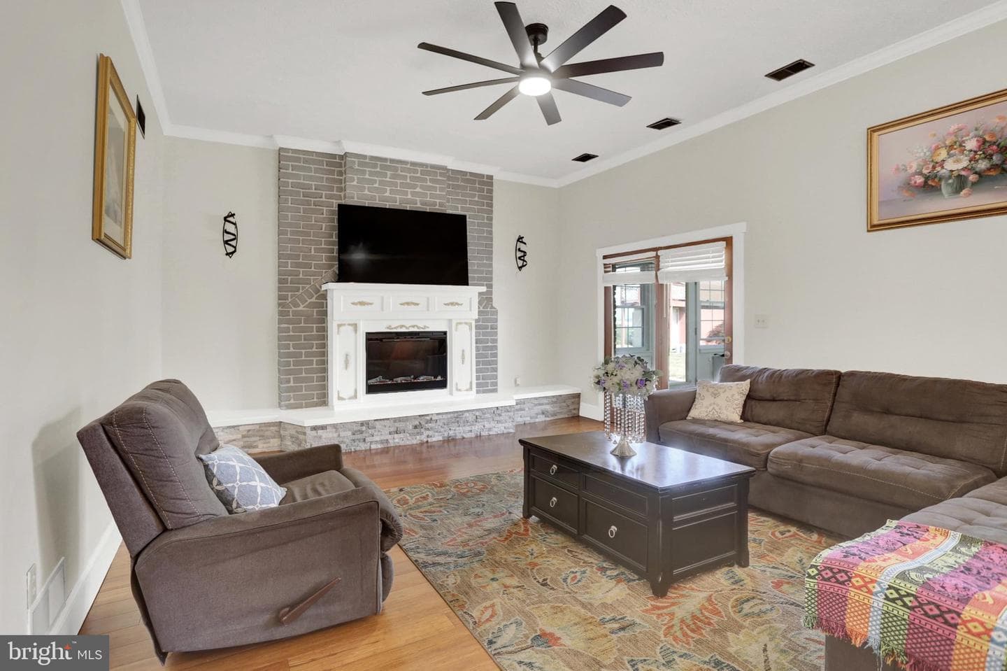 235 Ridge Hill photo 17