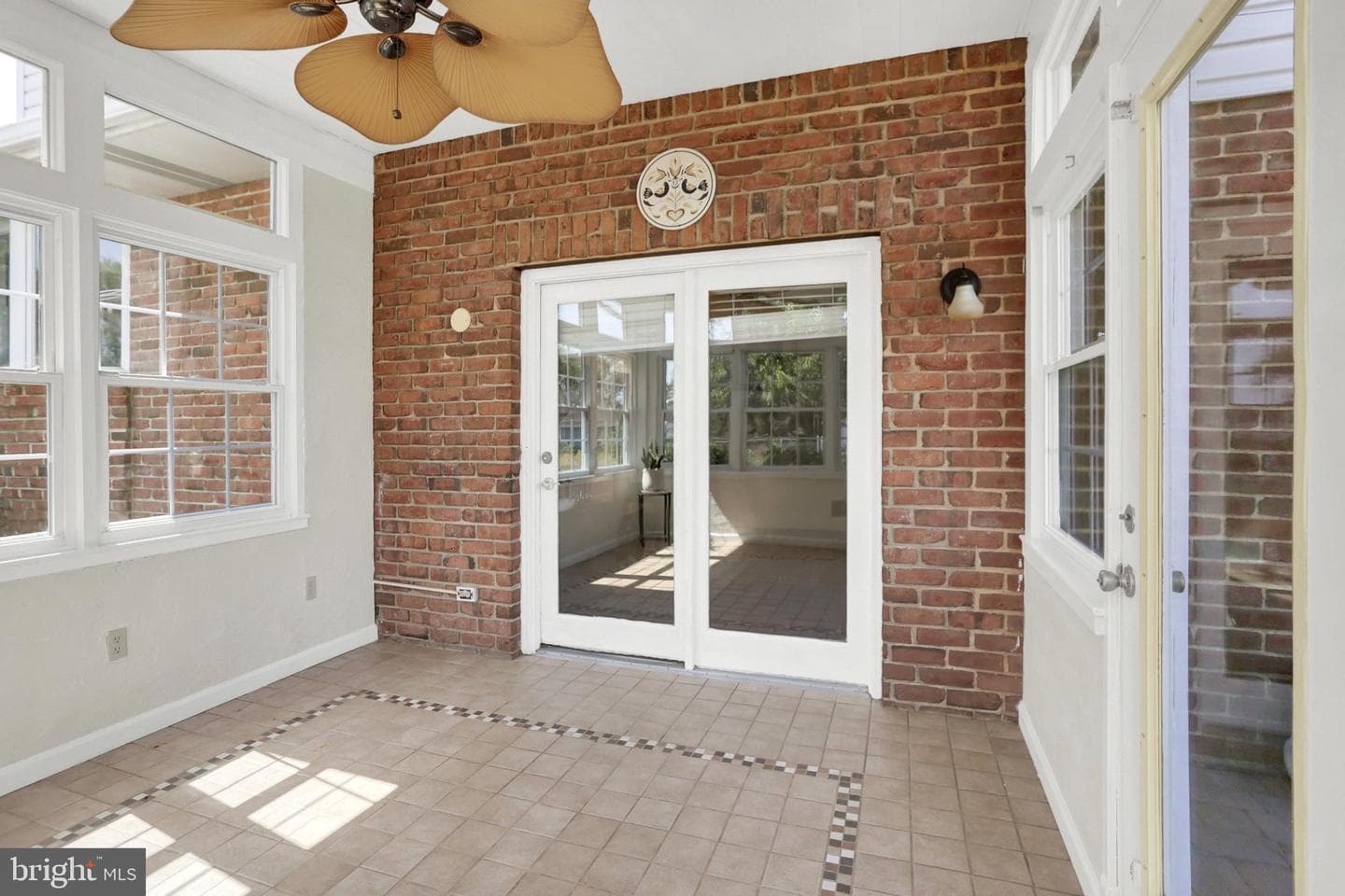 235 Ridge Hill photo 20