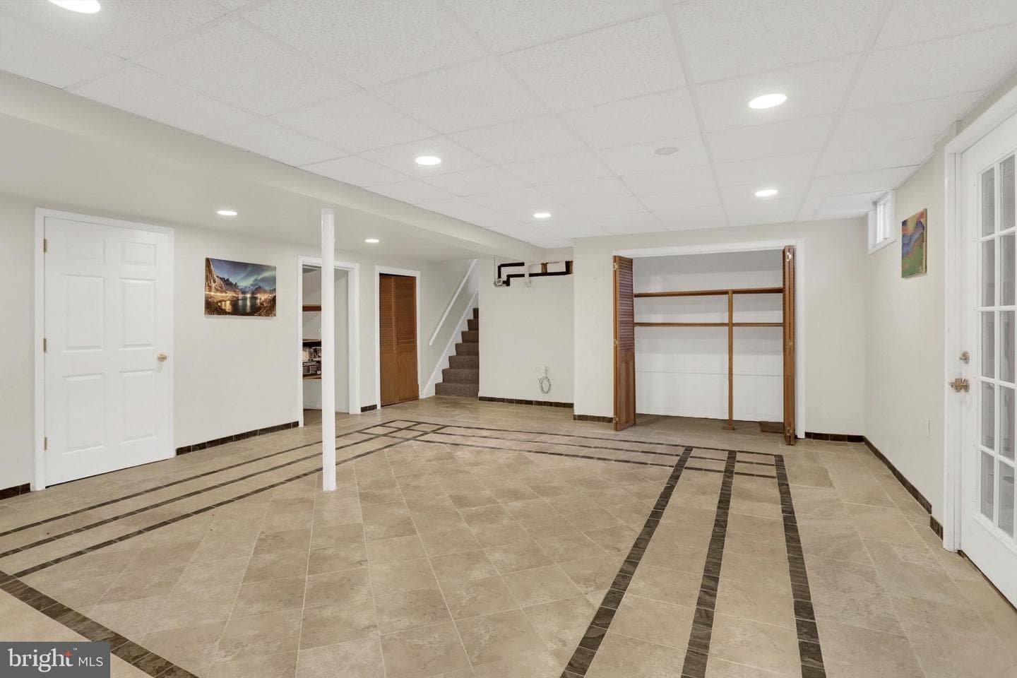 235 Ridge Hill photo 45