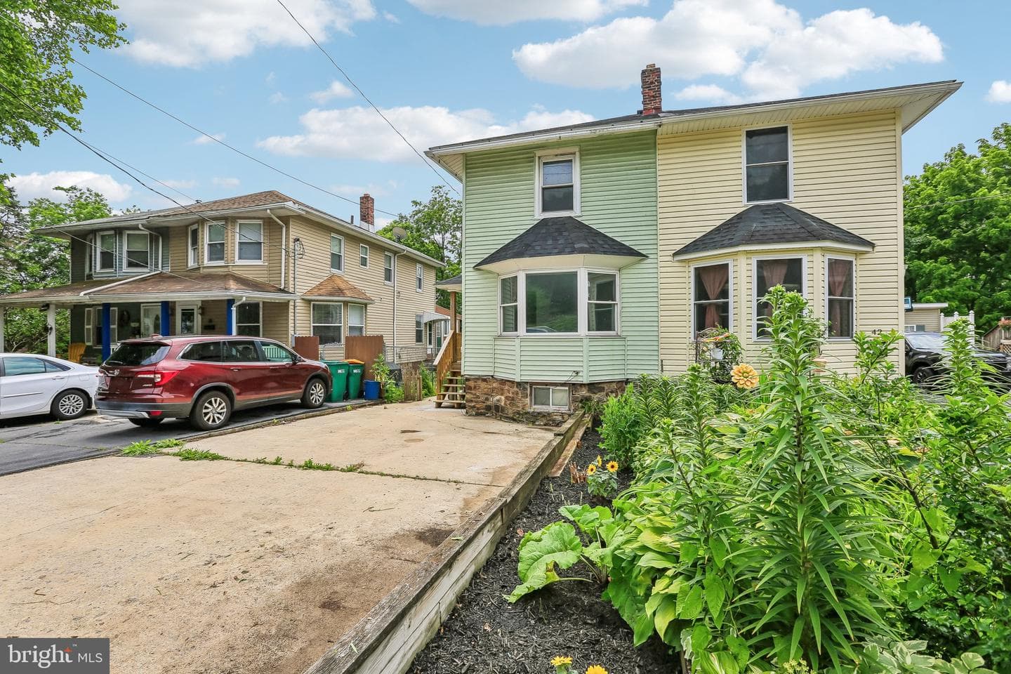 40 E Columbia Road photo 3
