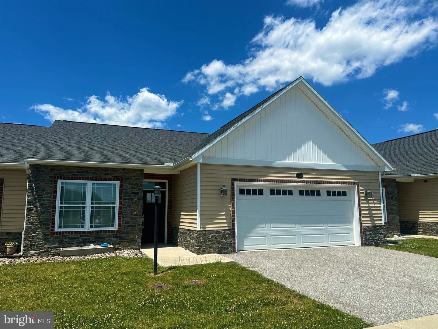 103 Blackbird Ln, Shippensburg