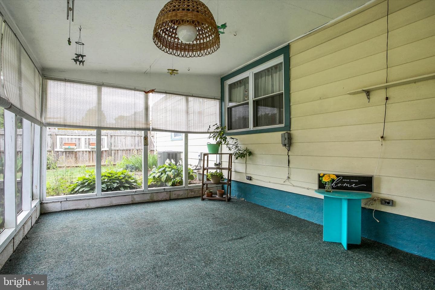 811 Coolidge Street photo 32