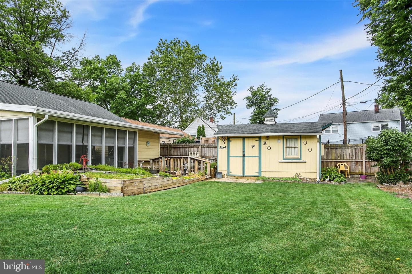 811 Coolidge Street photo 36