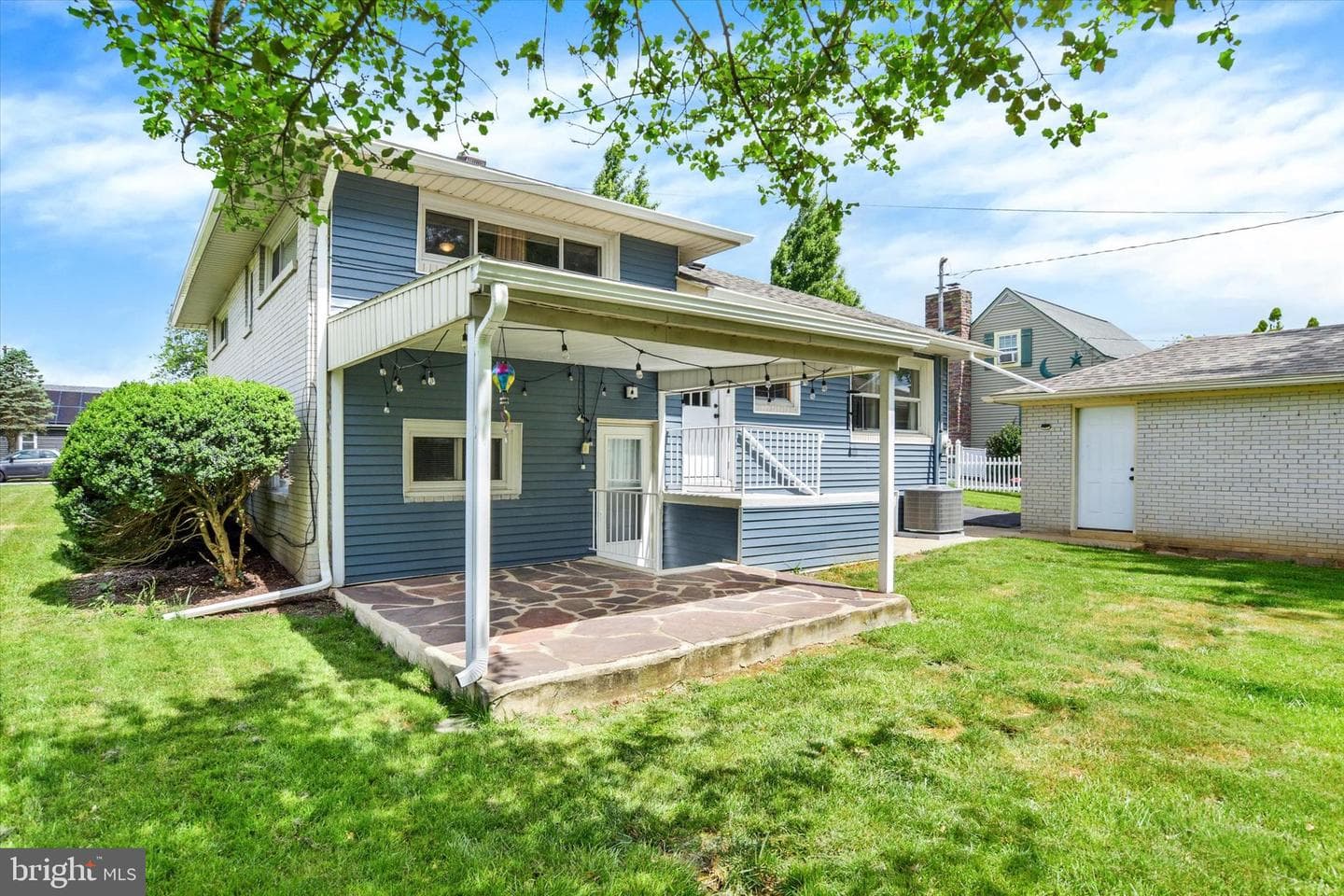 640 Walton Street photo 26