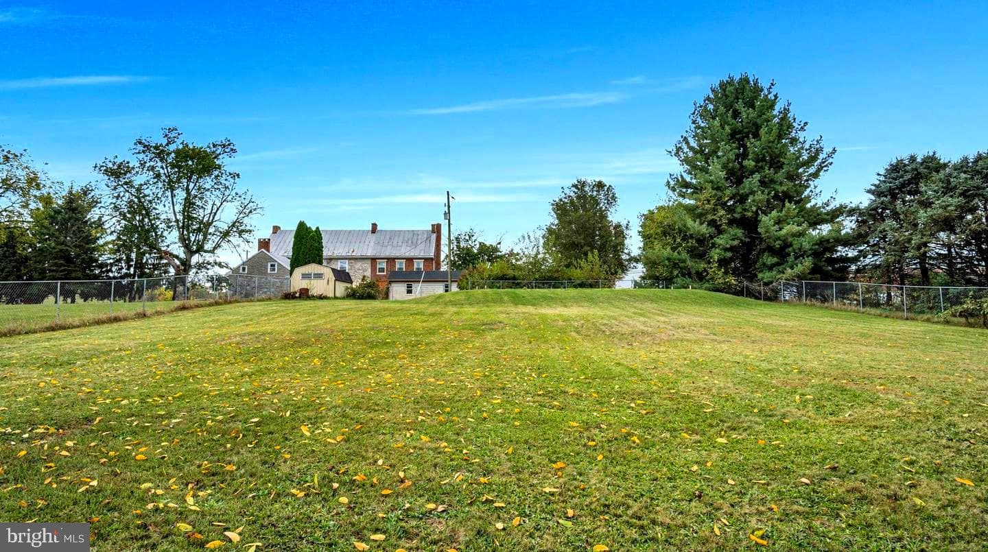 2143 Newville Road photo 3