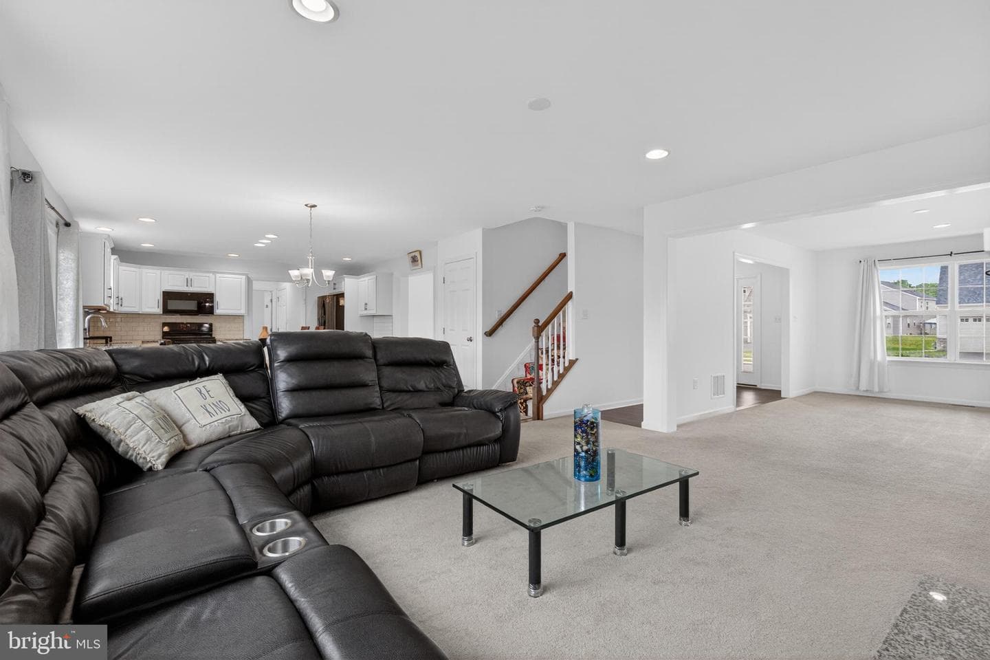 387 Reserve Lane photo 8