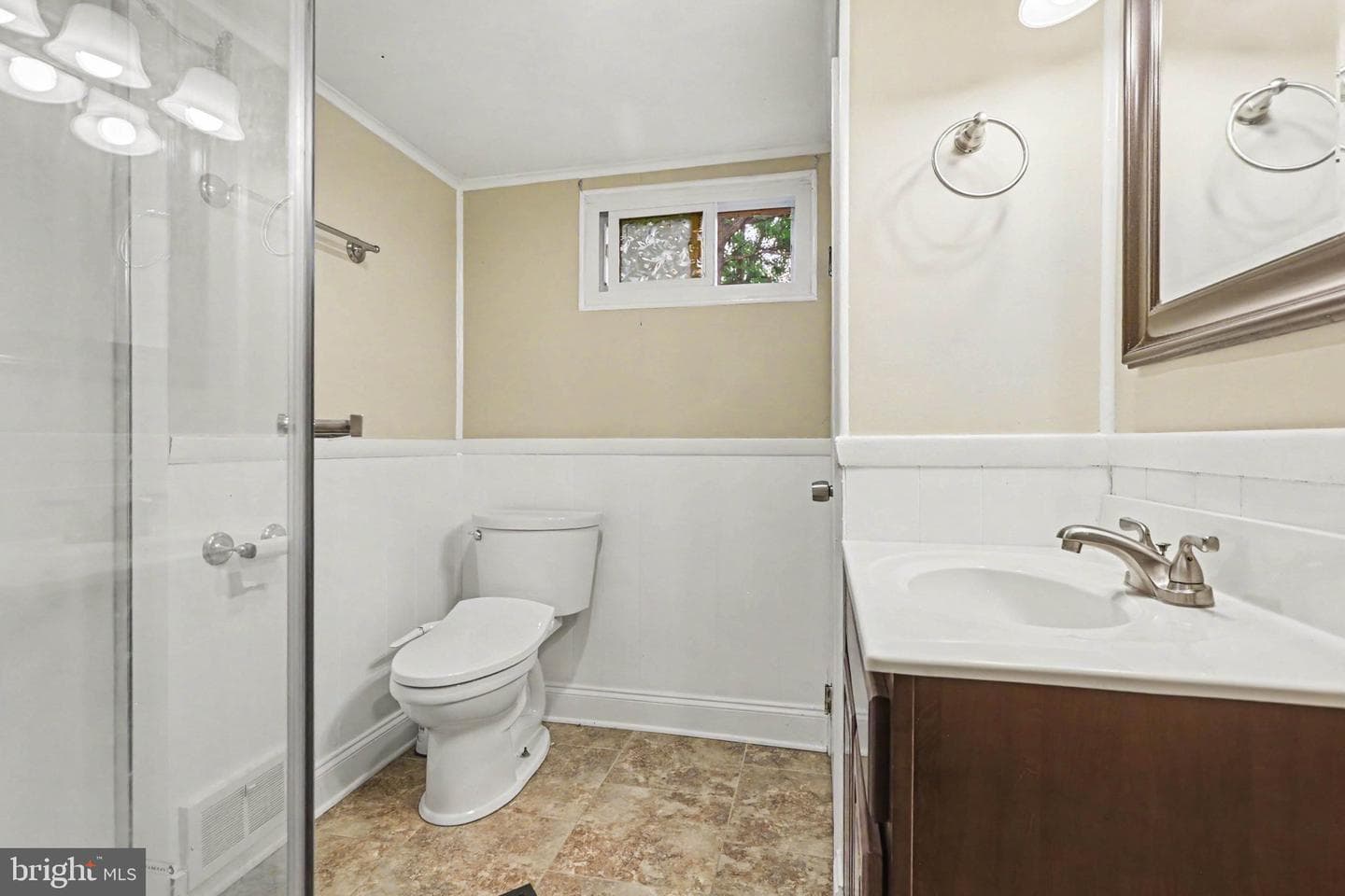 809 Grantham Road photo 19