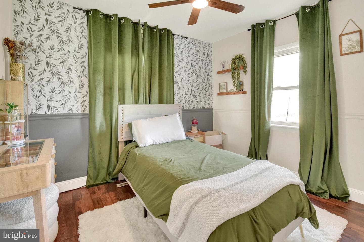 313 Charles Road photo 13
