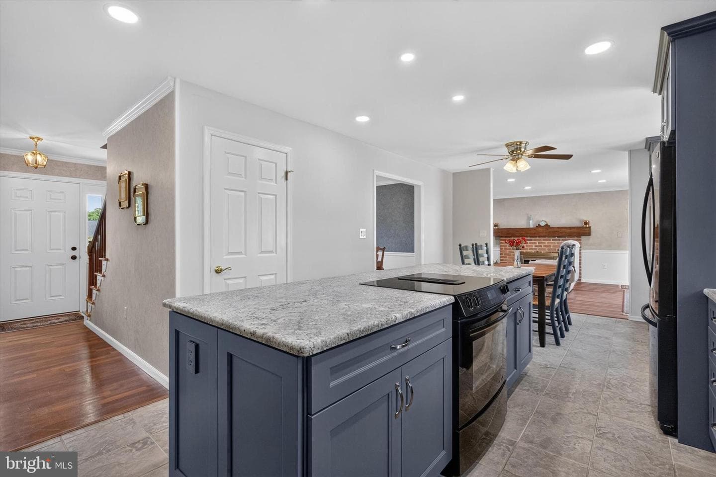1022 Chelmsford Drive photo 5
