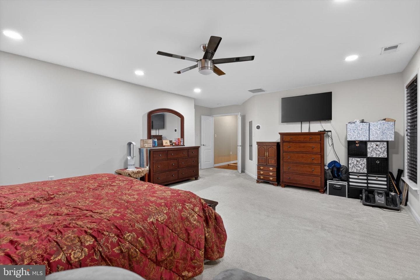16 Foxwood Boulevard photo 33