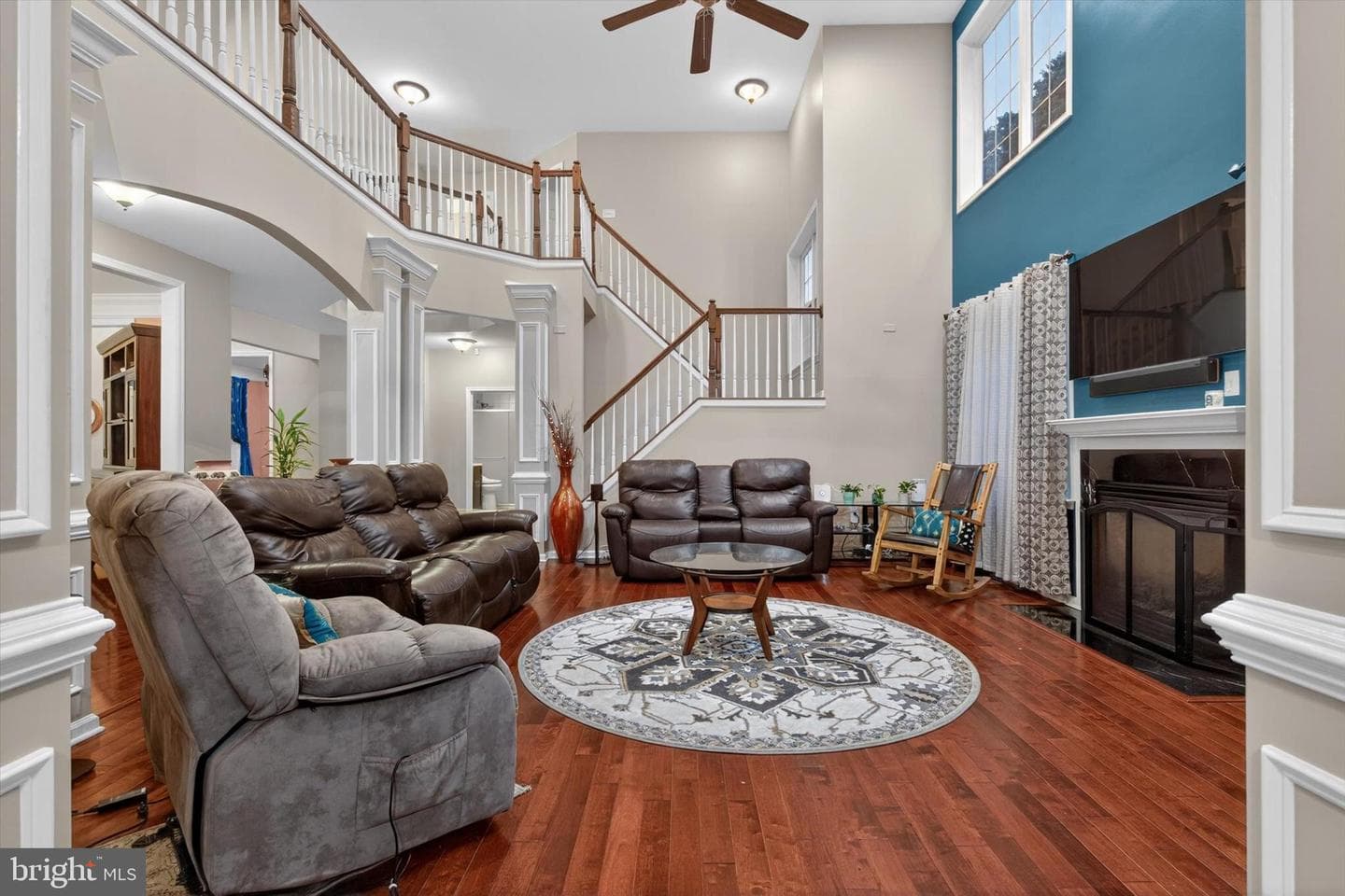 16 Foxwood Boulevard photo 4