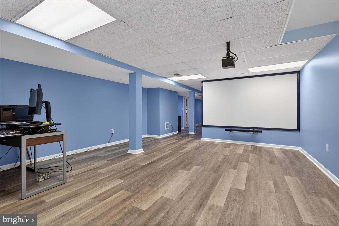 16 Foxwood Boulevard photo 43