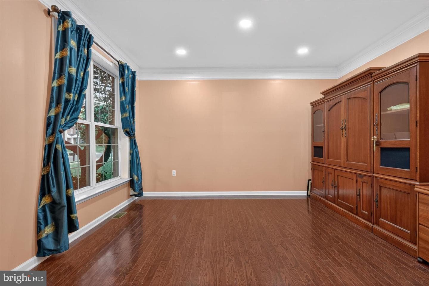 16 Foxwood Boulevard photo 6