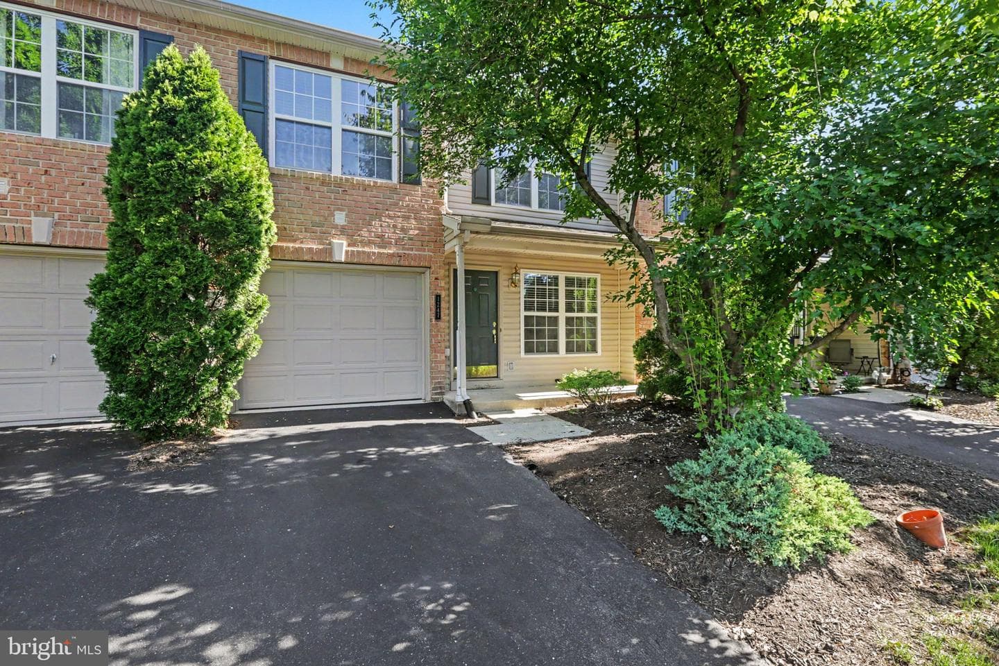 1247 Cross Creek Drive, Mechanicsburg