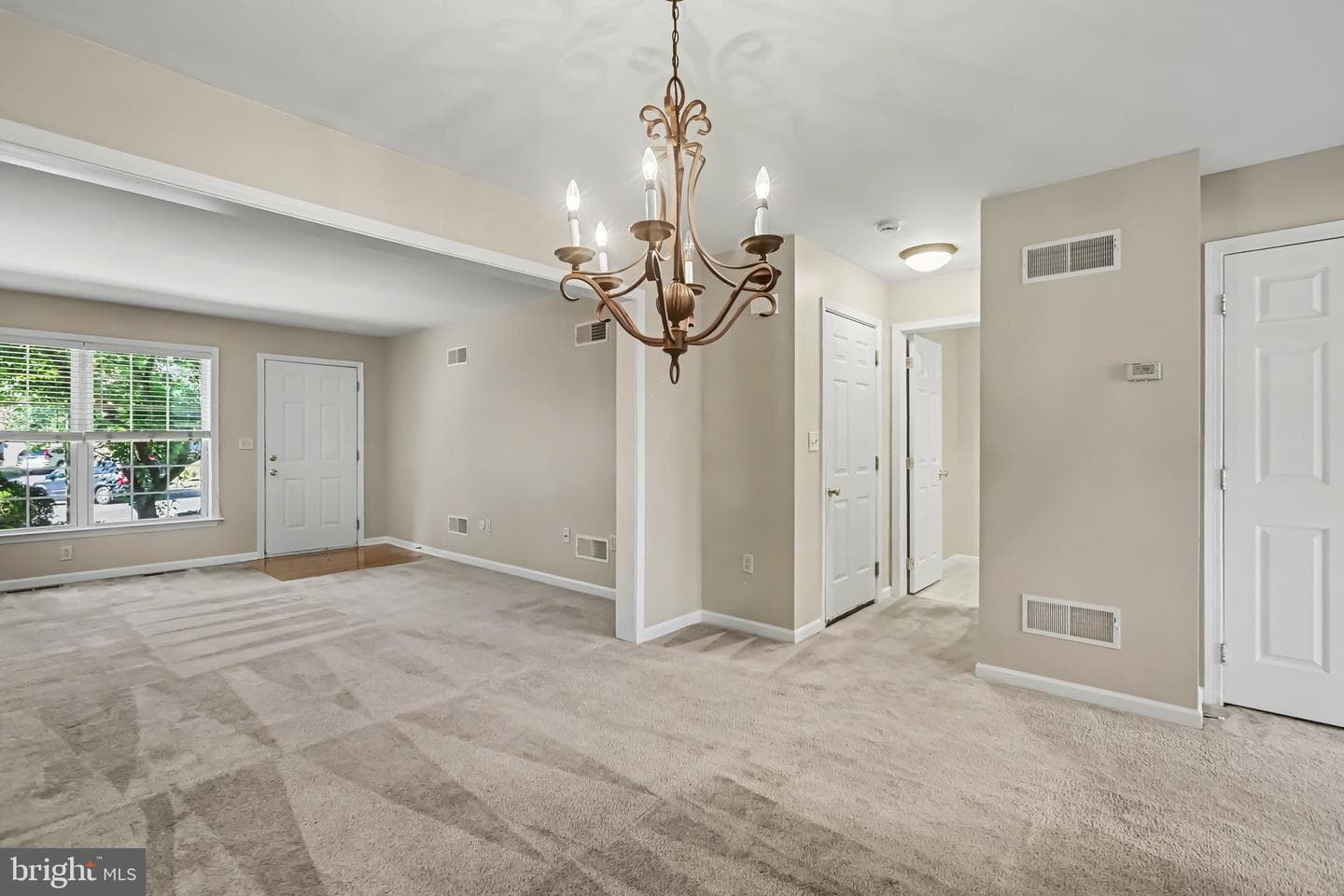 1247 Cross Creek Drive photo 3