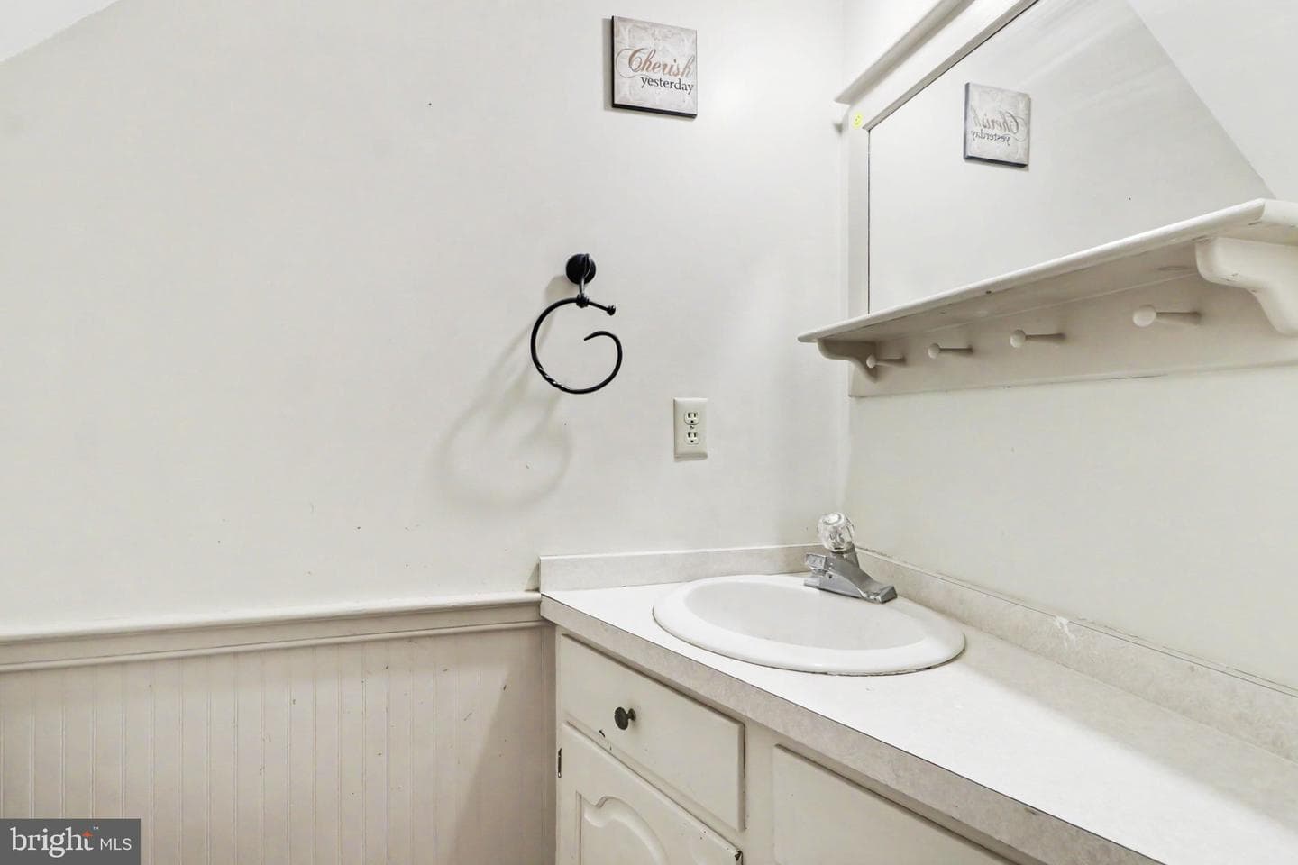 6 Kingswood Drive photo 11