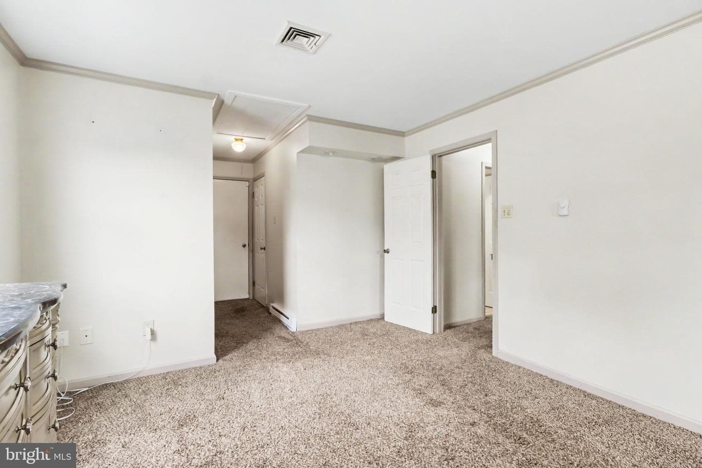 6 Kingswood Drive photo 13
