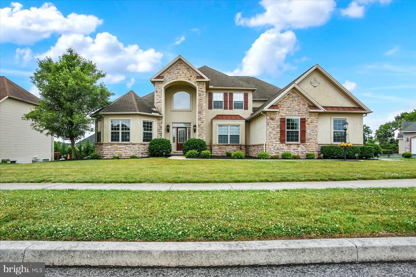 745 Grandon Way, Mechanicsburg