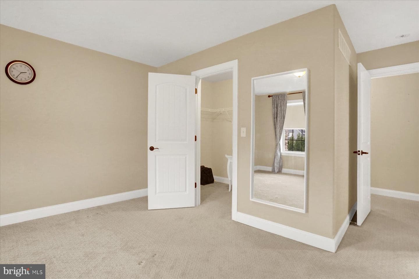 745 Grandon Way photo 39