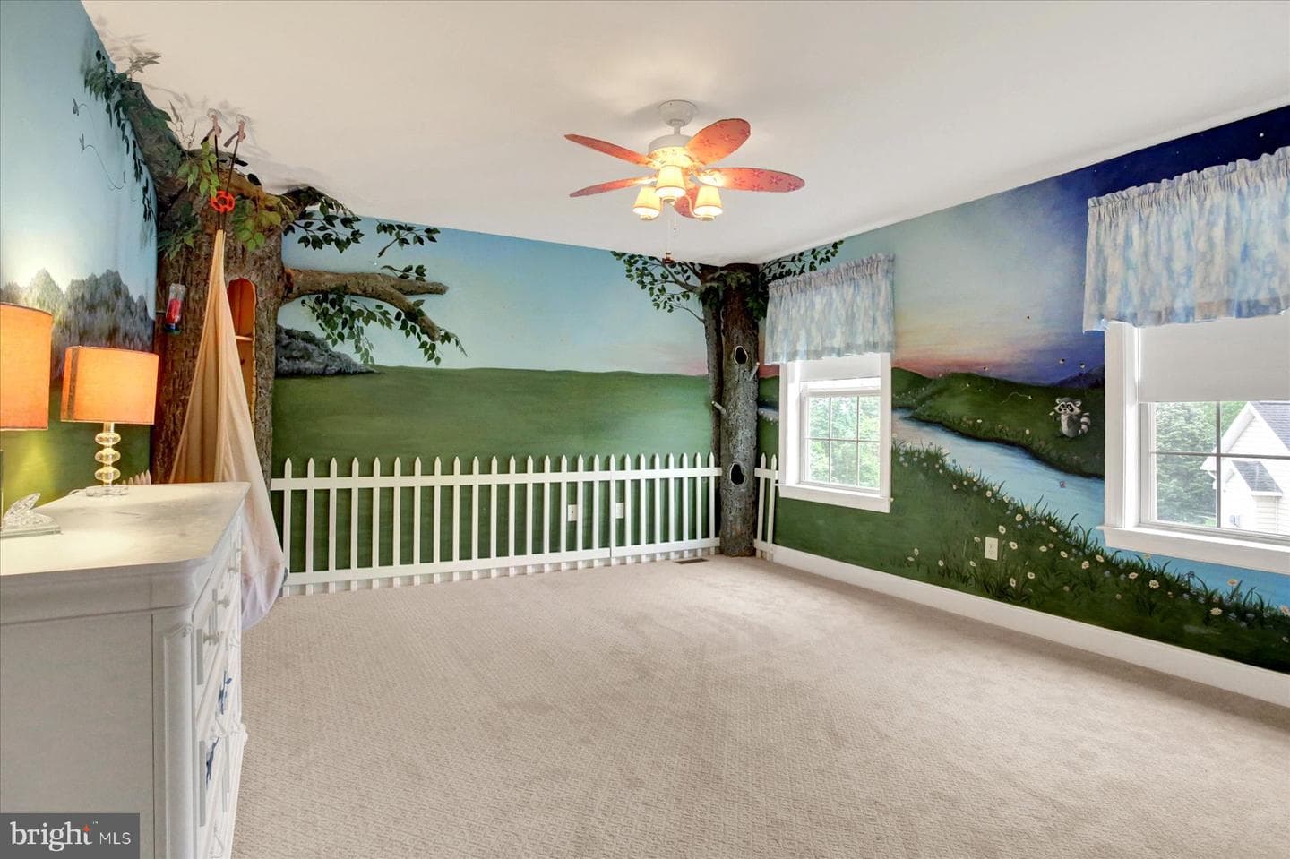 745 Grandon Way photo 44