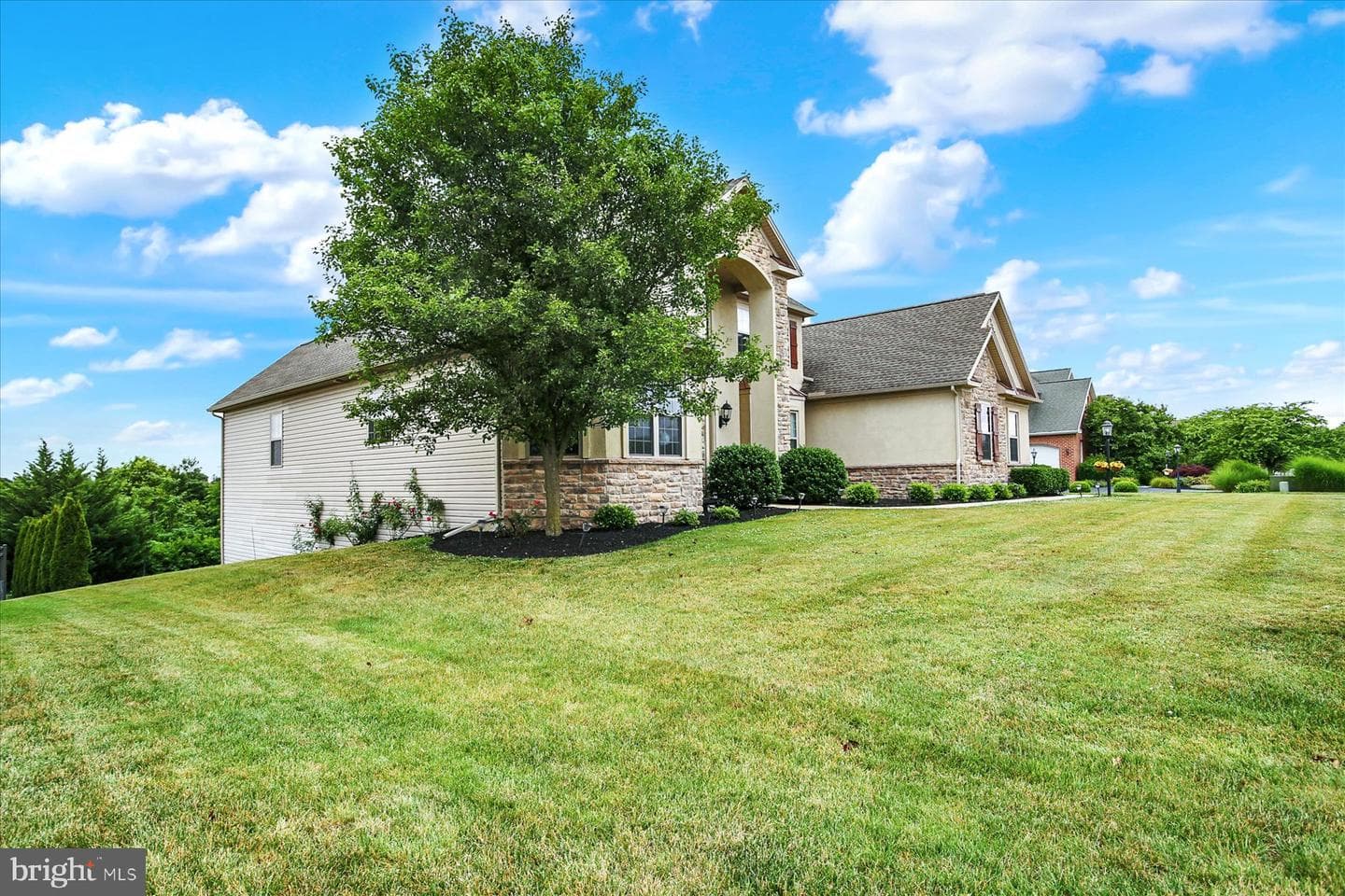745 Grandon Way photo 61