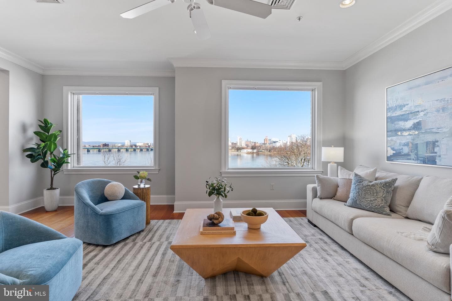 10 N Front St # 202, Lemoyne