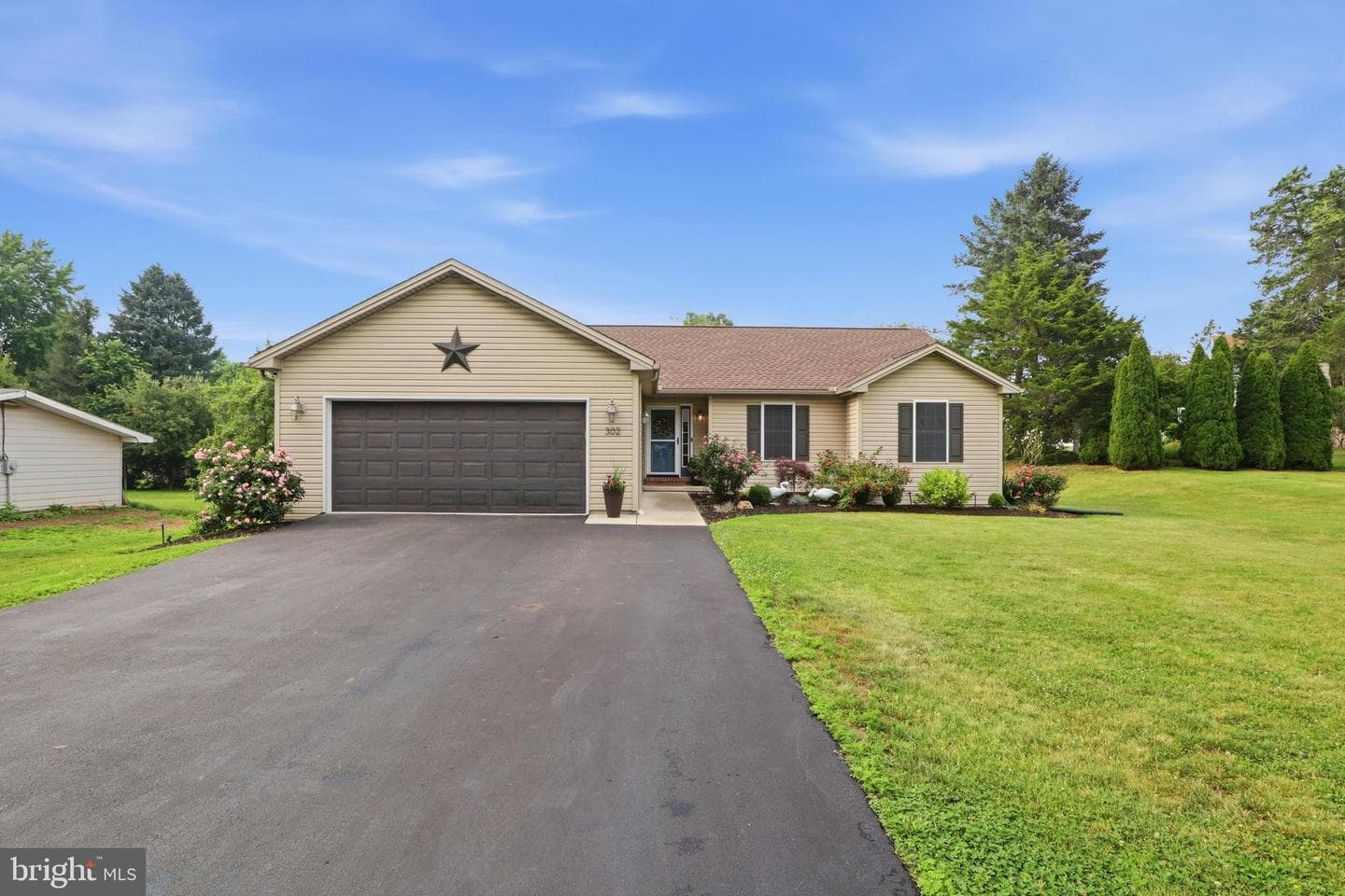 302 Sand Bank Road photo 2